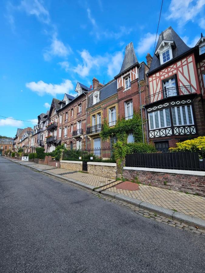Appartement Douillet En Hyper Centre De Dieppe Exterior photo
